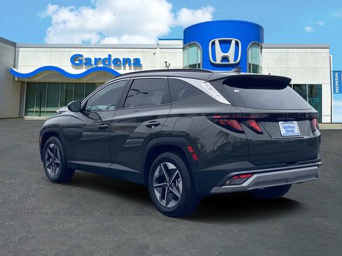Used 2025 Hyundai Tucson SEL FWD image 4