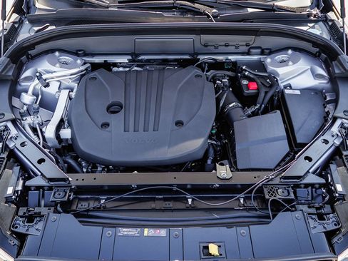 New 2026 Volvo XC60 B5 Plus image 29