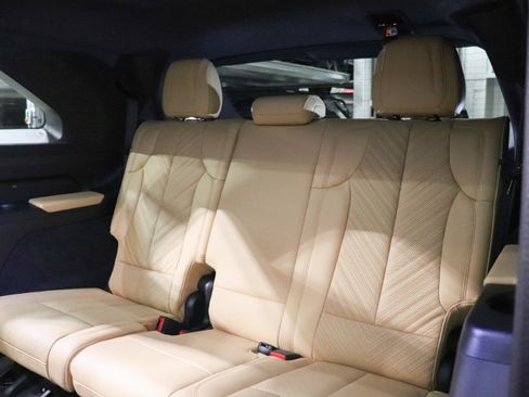 Used 2025 Cadillac Escalade IQ Sport 2 AWD/4WD image 22