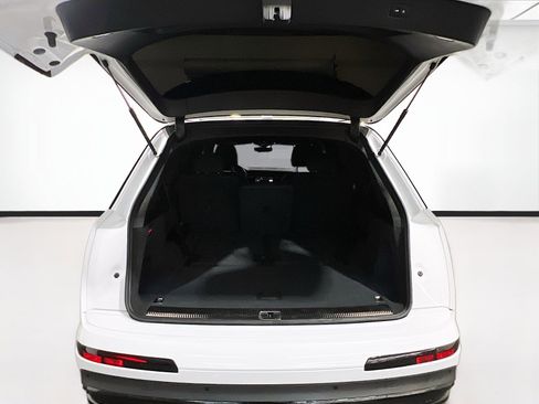 Used 2021 Audi Q7 2.0T Premium w/ Convenience Package image 20