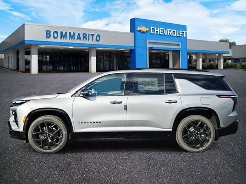 New 2026 Chevrolet Traverse RS image 2