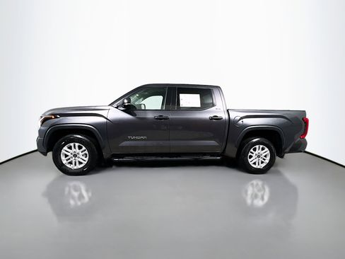 Used 2022 Toyota Tundra SR5 w/ Convenience Package image 33