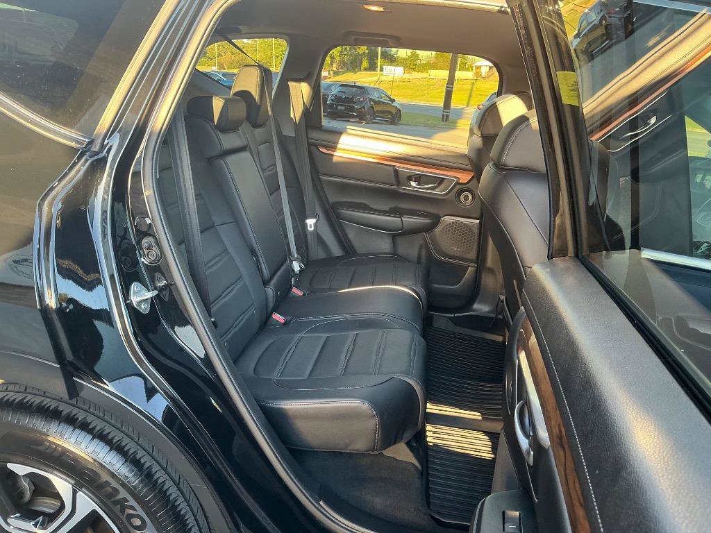 Used 2018 Honda CR-V Touring image 10