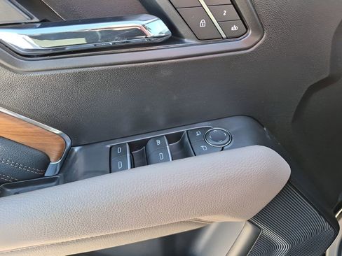 New 2026 GMC Canyon Denali w/ LPO, Denali Black Edition image 28