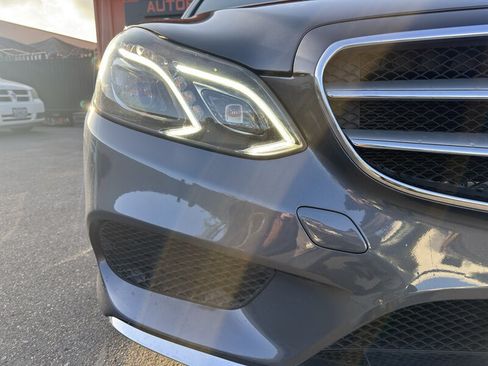 Used 2014 Mercedes-Benz E 350 4MATIC Sedan w/ Premium 1 Package image 4