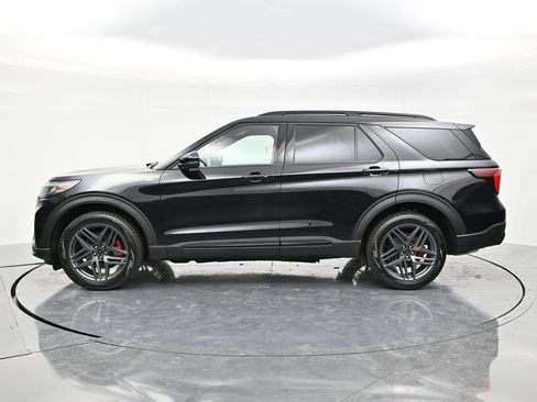New 2026 Ford Explorer ST-Line w/ ST-Line Street Pack image 8