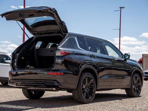 New 2026 Mitsubishi Outlander LE AWD/4WD image 5