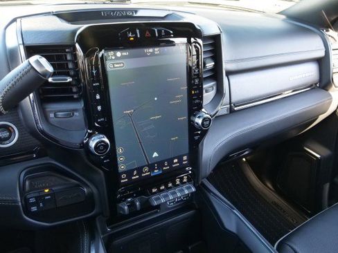 Used 2023 RAM 3500 Limited image 13