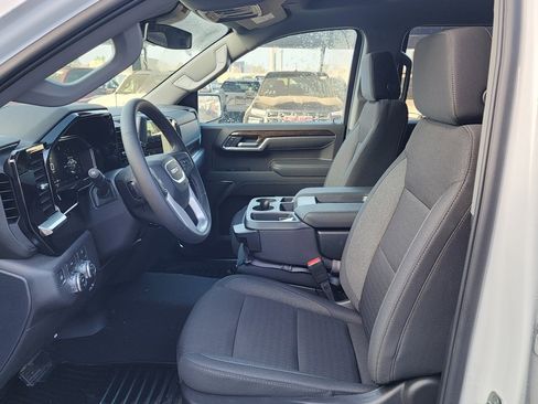New 2026 GMC Sierra 1500 Elevation image 16