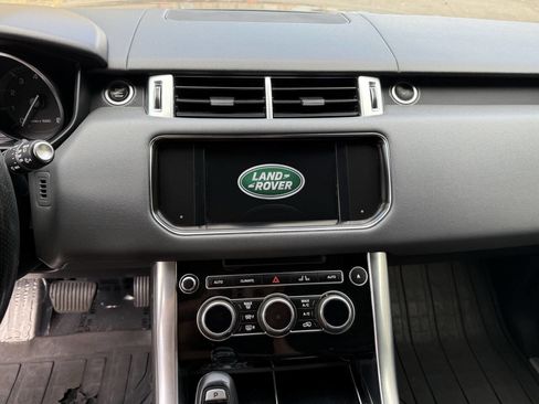 Used 2015 Land Rover Range Rover Sport HSE image 42