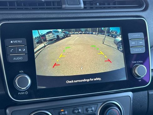 Used 2023 Nissan Leaf S image 18