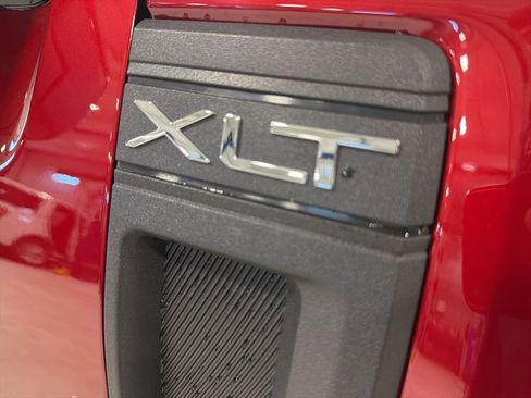 New 2026 Ford Maverick XLT w/ XLT Luxury Package AWD/4WD image 13