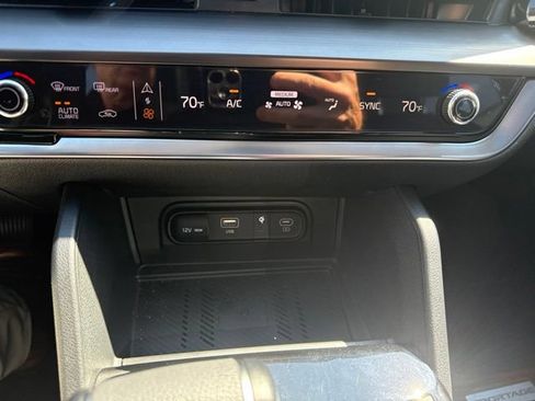 Certified 2025 Kia Sportage EX w/ Premium Package FWD image 24