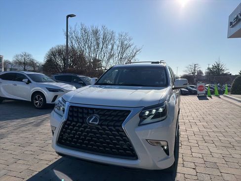 Used 2022 Lexus GX 460 Premium w/ Premium Plus Package image 31