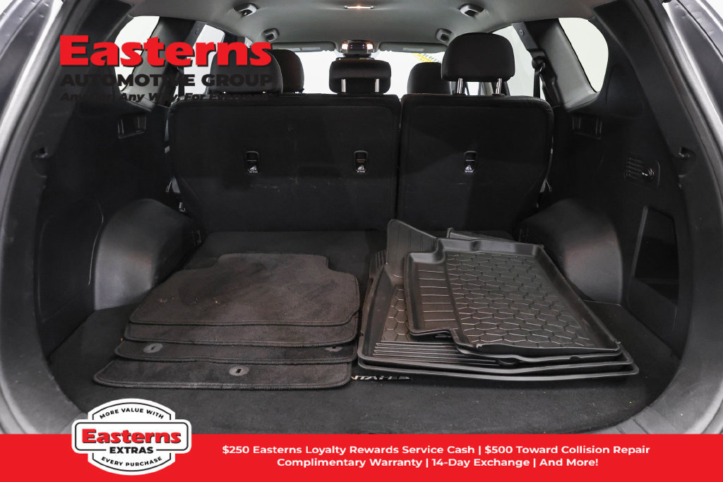 Used 2023 Hyundai Santa Fe SE AWD/4WD image 10