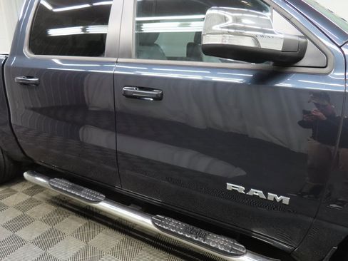 Used 2021 RAM 1500 Big Horn image 28
