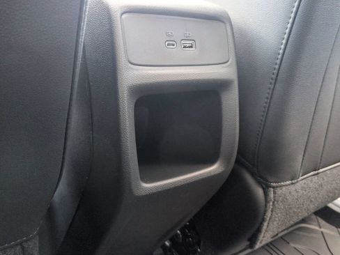 New 2026 Chevrolet Trax LT w/ Sunroof Package FWD image 33