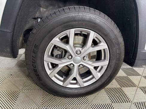 Used 2021 Jeep Grand Cherokee L Limited AWD/4WD image 33