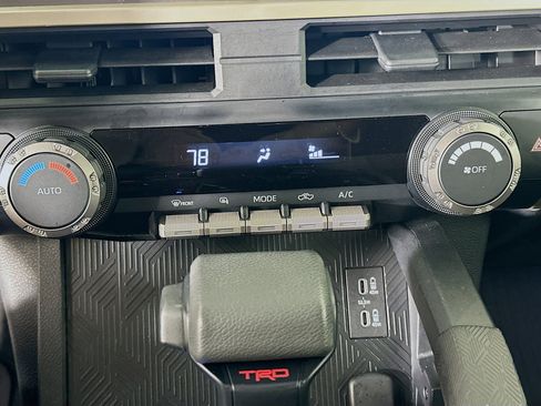 Used 2025 Toyota Tacoma TRD Off-Road image 24