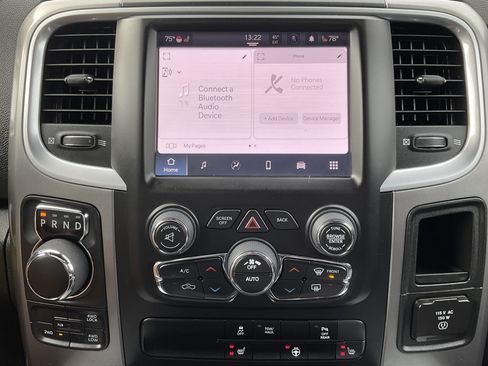 Used 2024 RAM 1500 Warlock AWD/4WD image 17