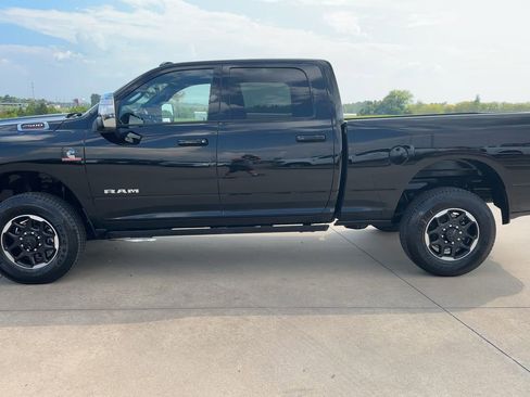 New 2025 RAM 2500 Laramie image 6