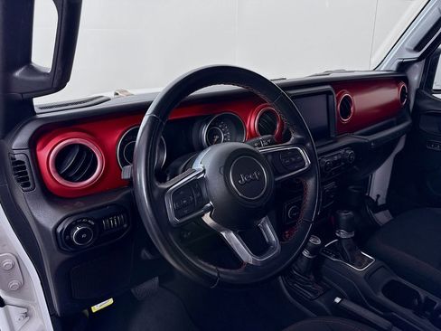 Used 2022 Jeep Wrangler Unlimited Rubicon image 9