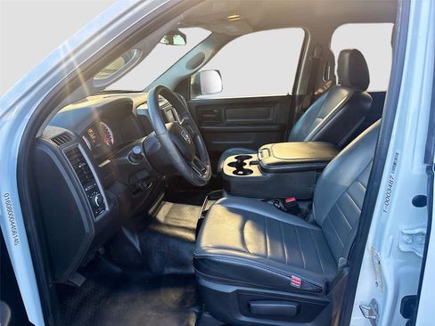 Used 2022 RAM 1500 Tradesman w/ Chrome Appearance Group image 21