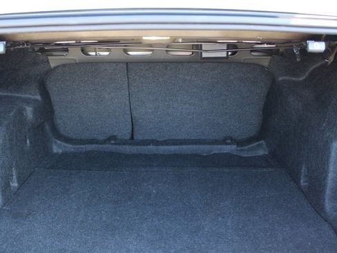 Used 2022 Chevrolet Malibu LT image 14