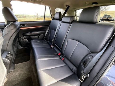 Used 2013 Subaru Outback 2.5i Limited w/ Moonroof Pkg image 32