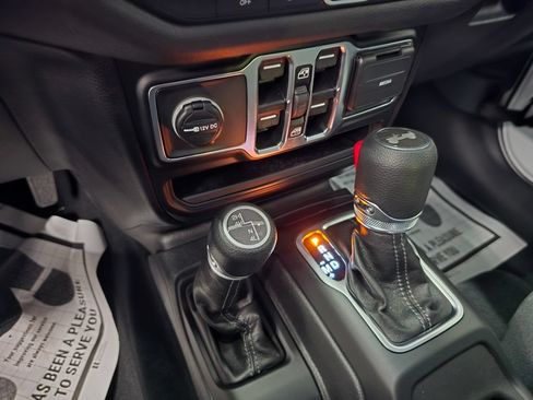 New 2026 Jeep Wrangler Unlimited Sport AWD/4WD image 25
