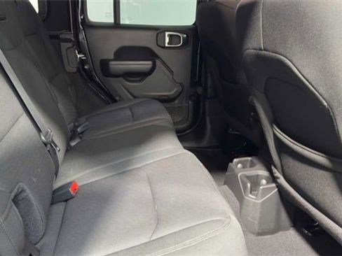 Used 2021 Jeep Wrangler Unlimited Sport image 14