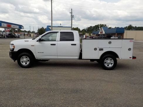 Used 2022 RAM 2500 Tradesman AWD/4WD image 2