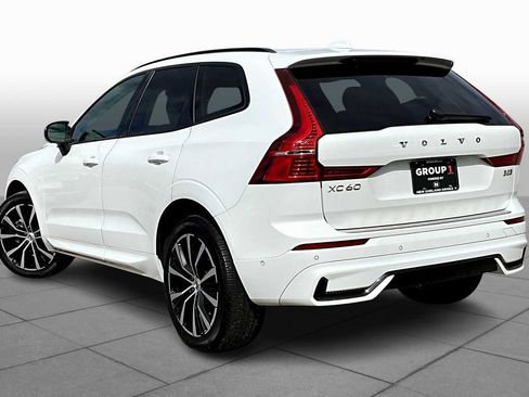 Certified 2023 Volvo XC60 B5 Plus w/ Climate Package image 11