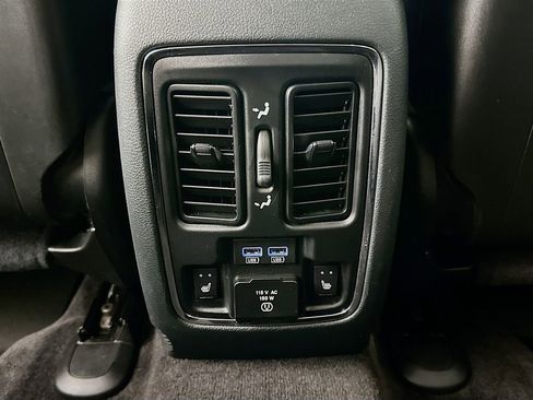 Used 2018 Jeep Grand Cherokee Summit image 26
