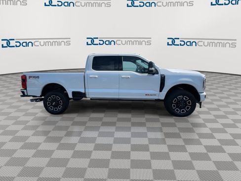 New 2026 Ford F250 Platinum AWD/4WD image 9