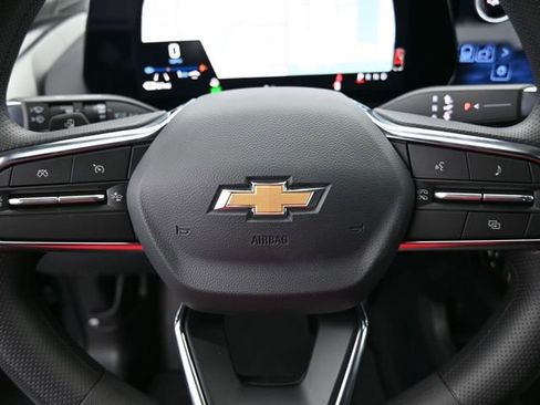 New 2026 Chevrolet Equinox EV LT image 27