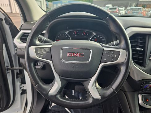 Used 2021 GMC Acadia SLT AWD/4WD image 19