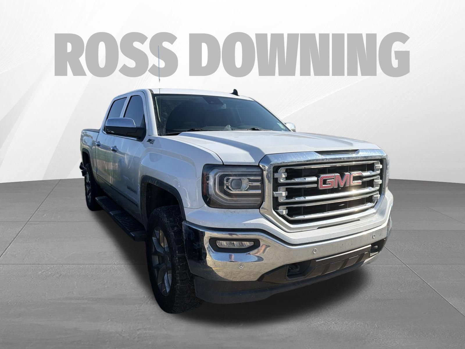 Used 2018 GMC Sierra 1500 SLT AWD/4WD image 3