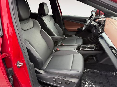 Used 2022 Volkswagen ID.4 Pro S image 19