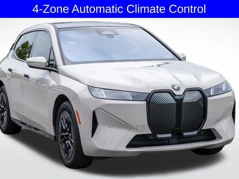 Used 2026 BMW iX xDrive45 w/ Premium Package AWD/4WD image 10
