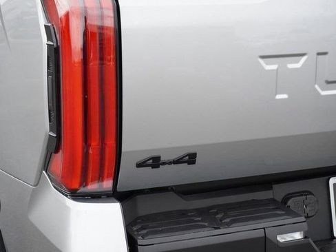 New 2025 Toyota Tundra Limited image 12