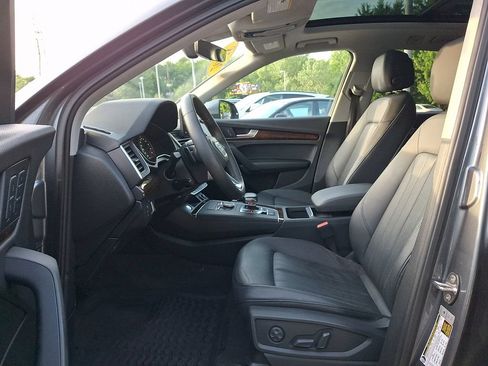 Used 2018 Audi Q5 Premium Plus w/ Convenience Package AWD/4WD image 19