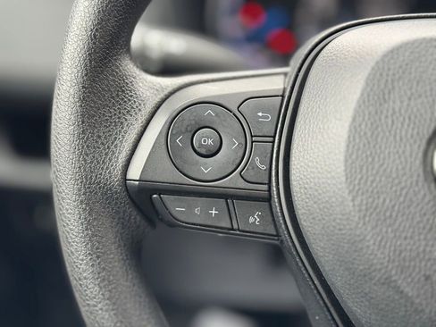 Certified 2025 Toyota RAV4 LE image 34