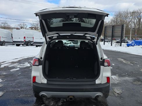 Used 2022 Ford Escape Titanium w/ Class II Trailer Tow Package image 36