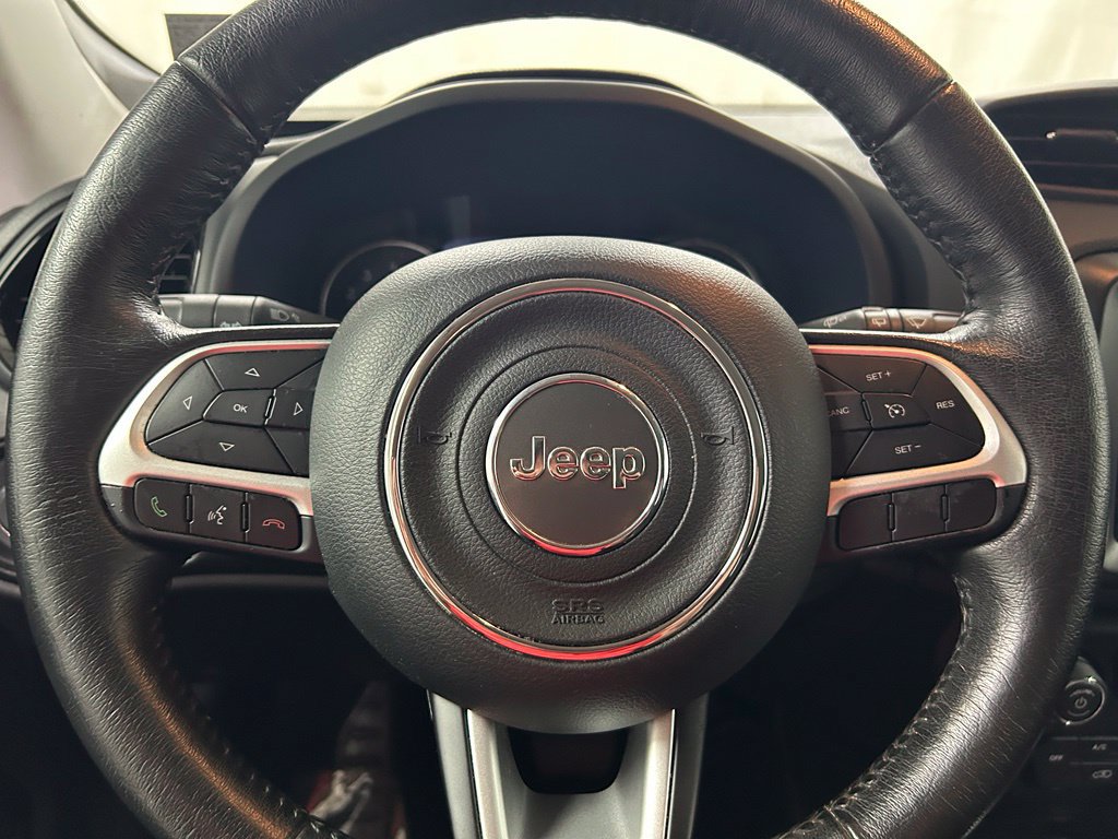 Used 2023 Jeep Renegade Altitude w/ Convenience Group I AWD/4WD image 18