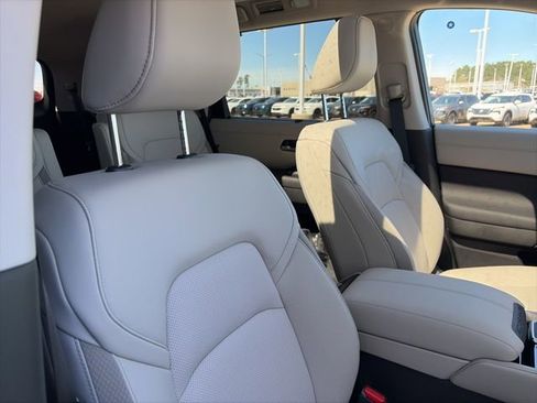 New 2026 Nissan Pathfinder SL image 22