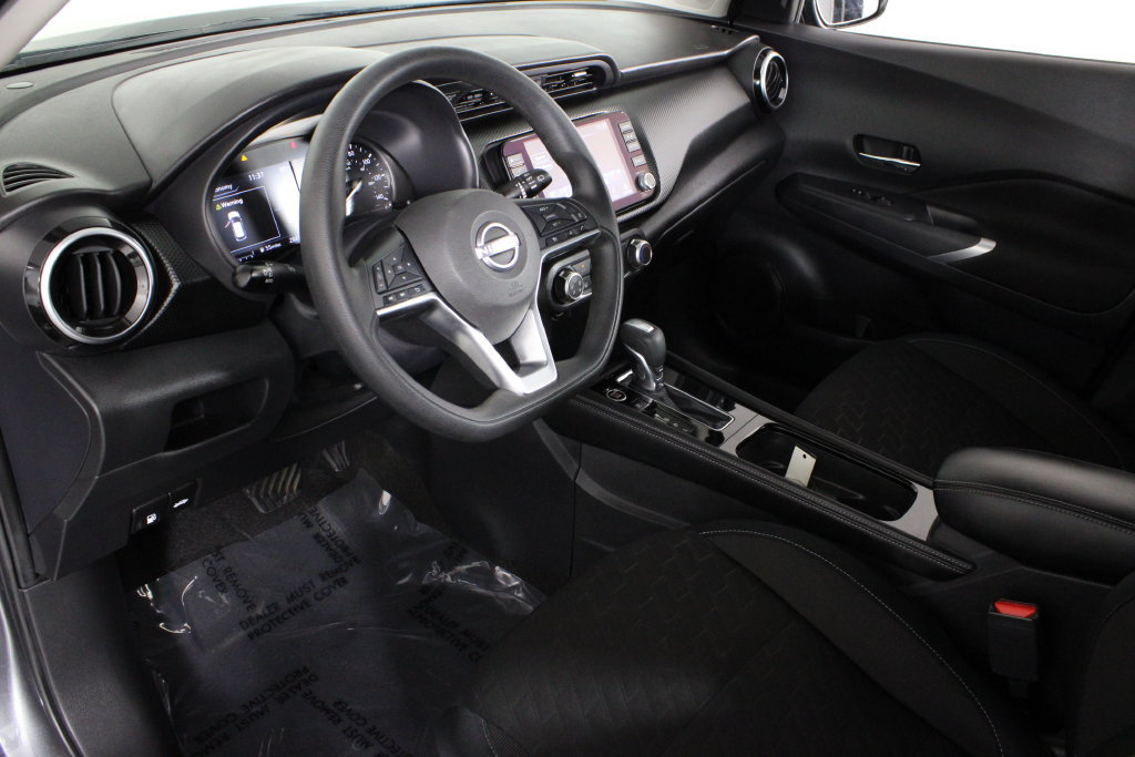 Certified 2023 Nissan Kicks SV FWD image 18