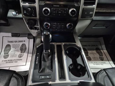 Used 2019 Ford F150 Lariat w/ Equipment Group 502A Luxury image 15