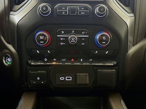 Used 2019 Chevrolet Silverado 1500 LT Trail Boss image 15