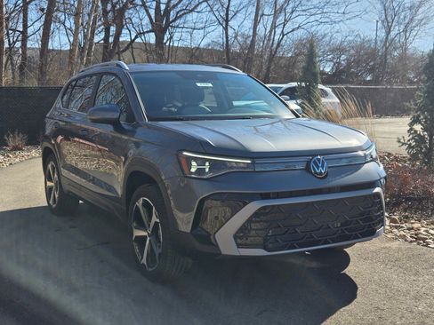 New 2026 Volkswagen Taos SEL AWD/4WD image 7